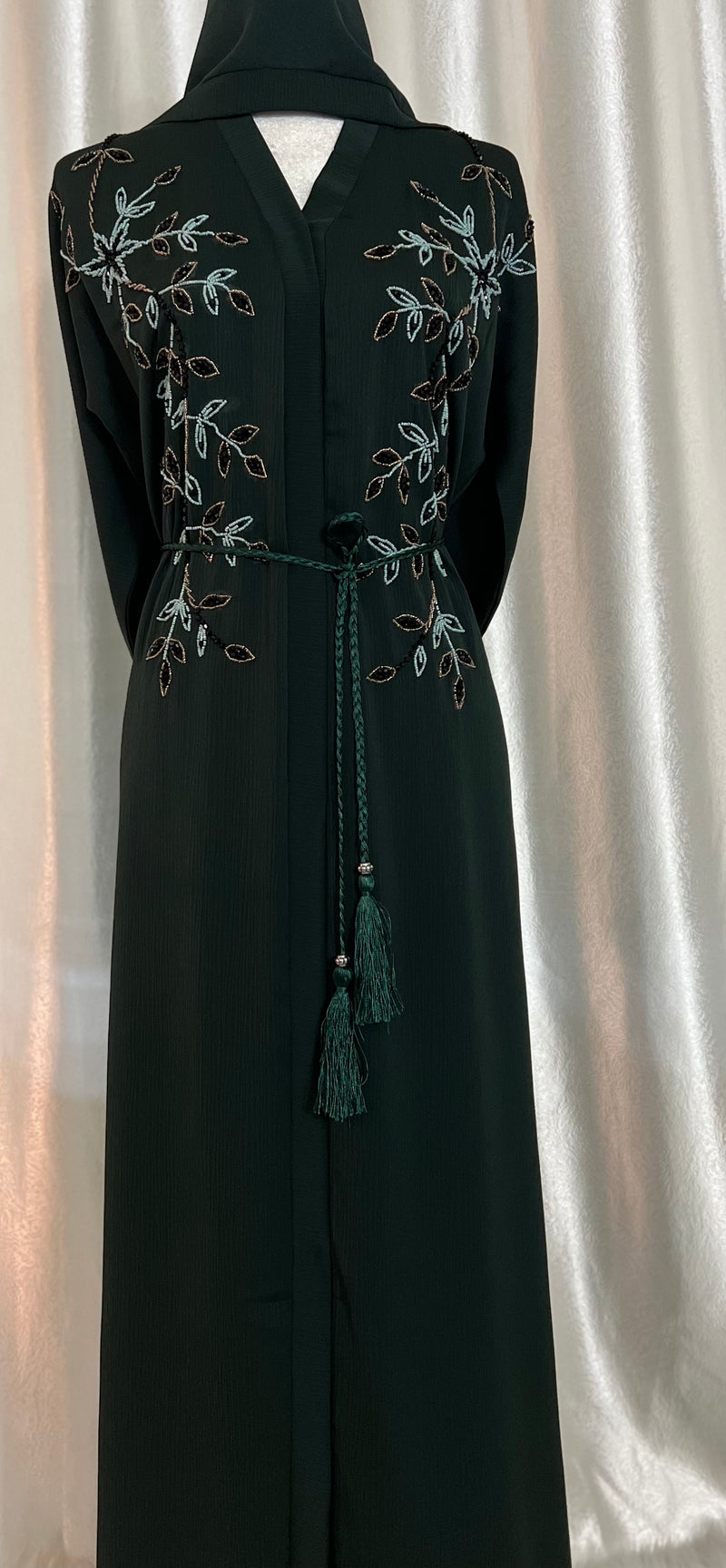 Amira Open Abaya